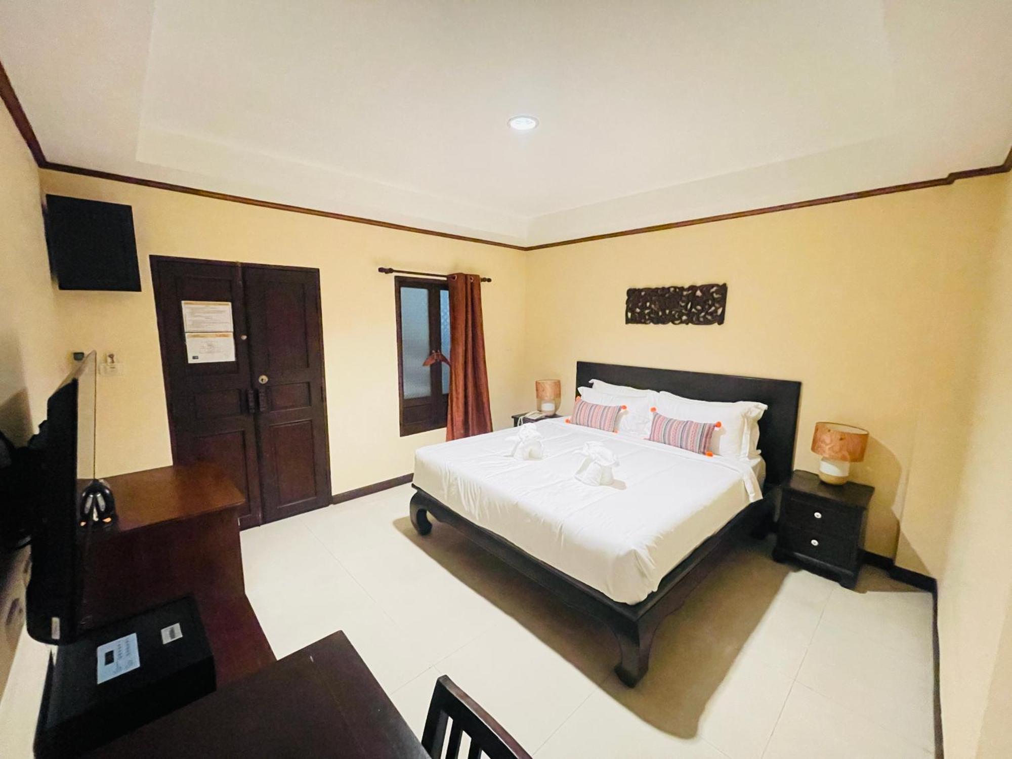 Na Thapae Chiangmai Hotel Chiang Mai Eksteriør bilde