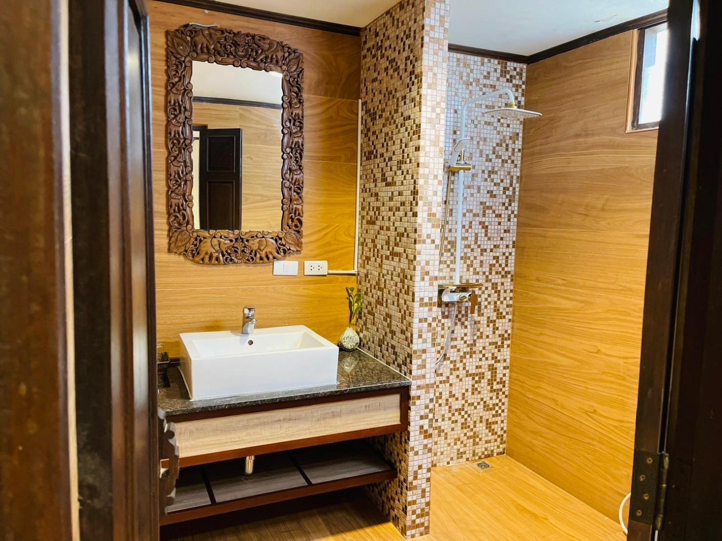 Na Thapae Chiangmai Hotel Chiang Mai Eksteriør bilde